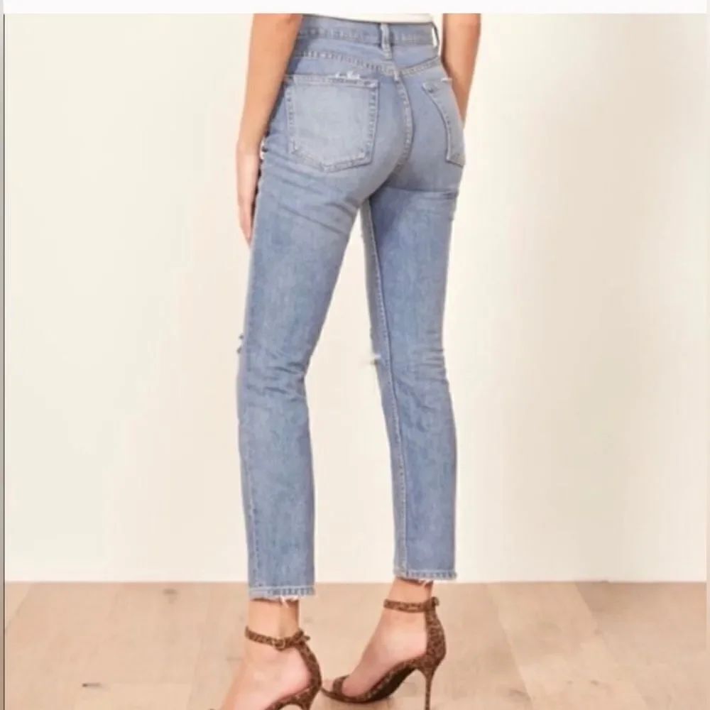 Reformation Julia High Cigarette Distressed Jean. NWT 30 - Picture 11 of 11